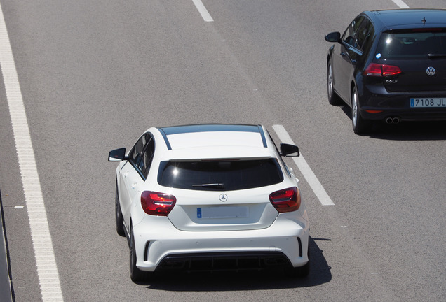 Mercedes-AMG A 45 W176 2015