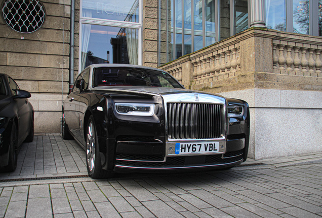 Rolls-Royce Phantom VIII EWB