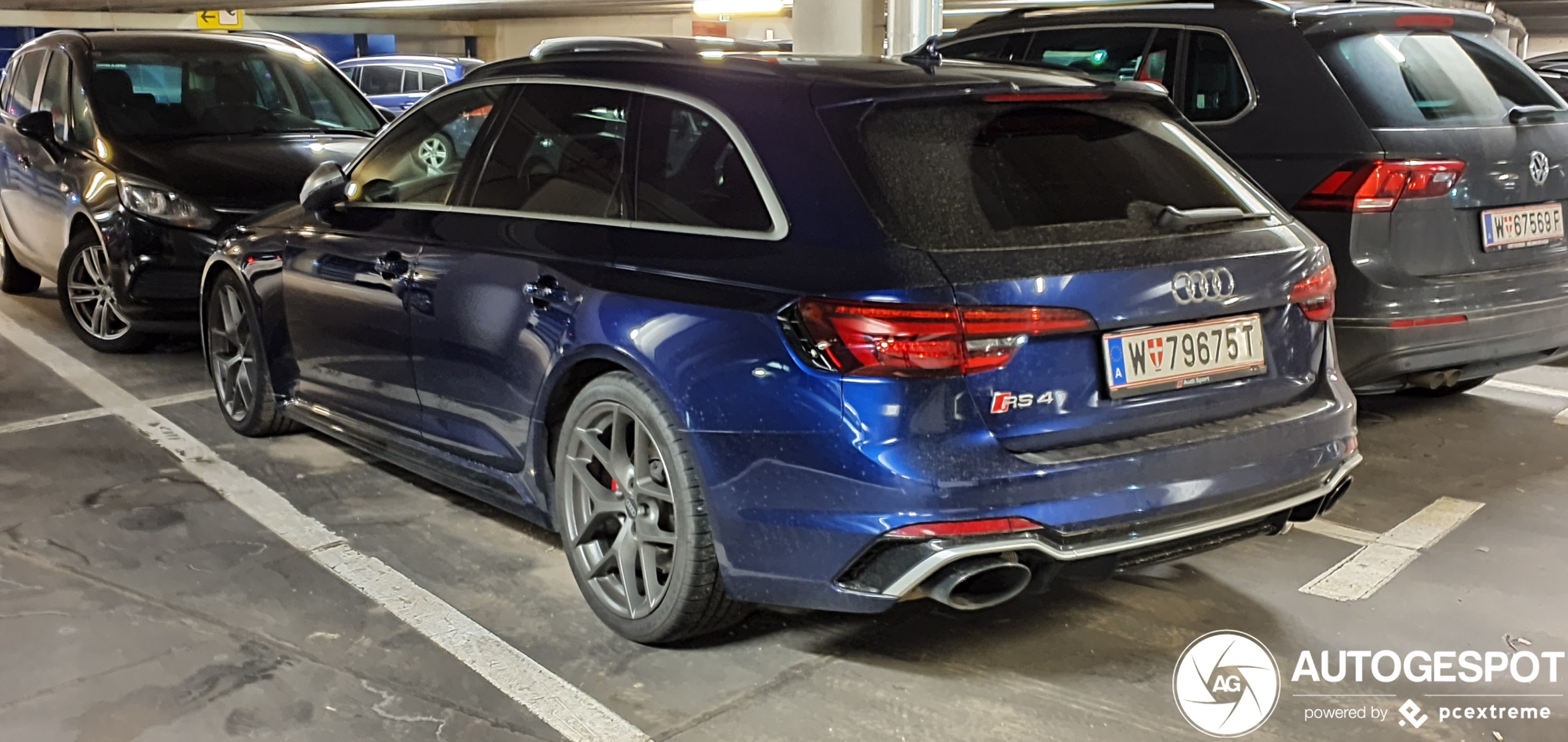 Audi RS4 Avant B9