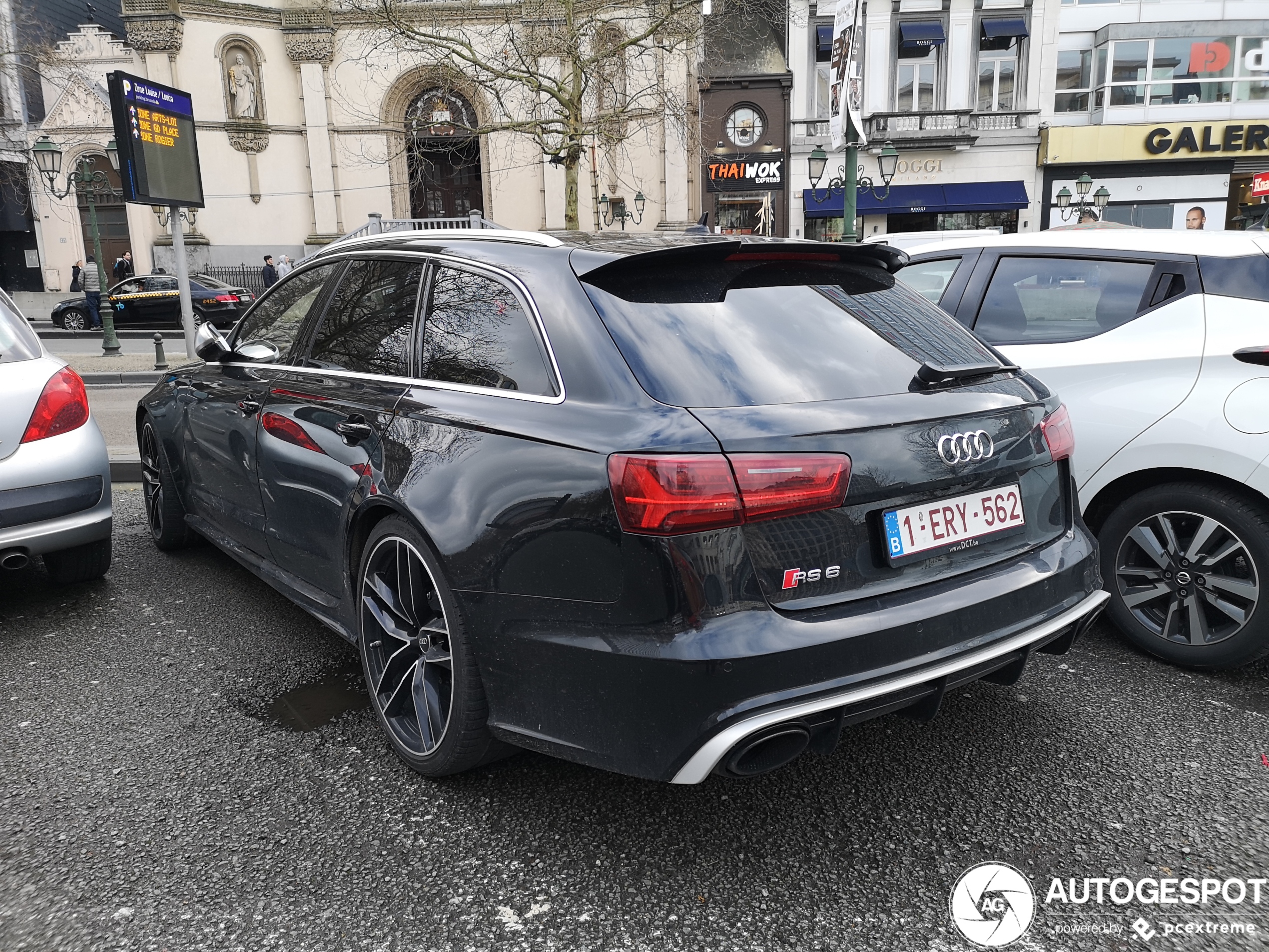 Audi RS6 Avant C7 2015