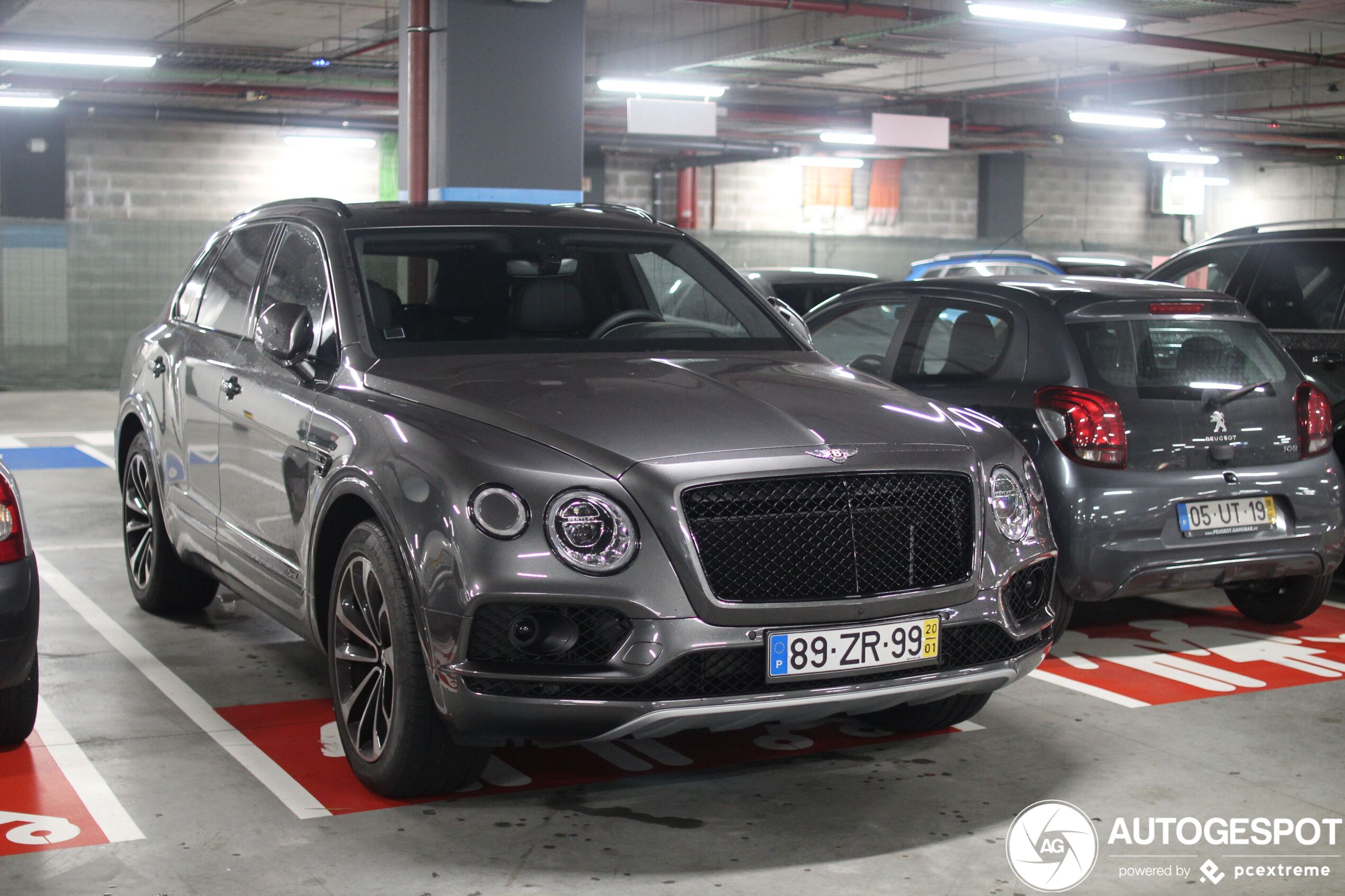 Bentley Bentayga Hybrid