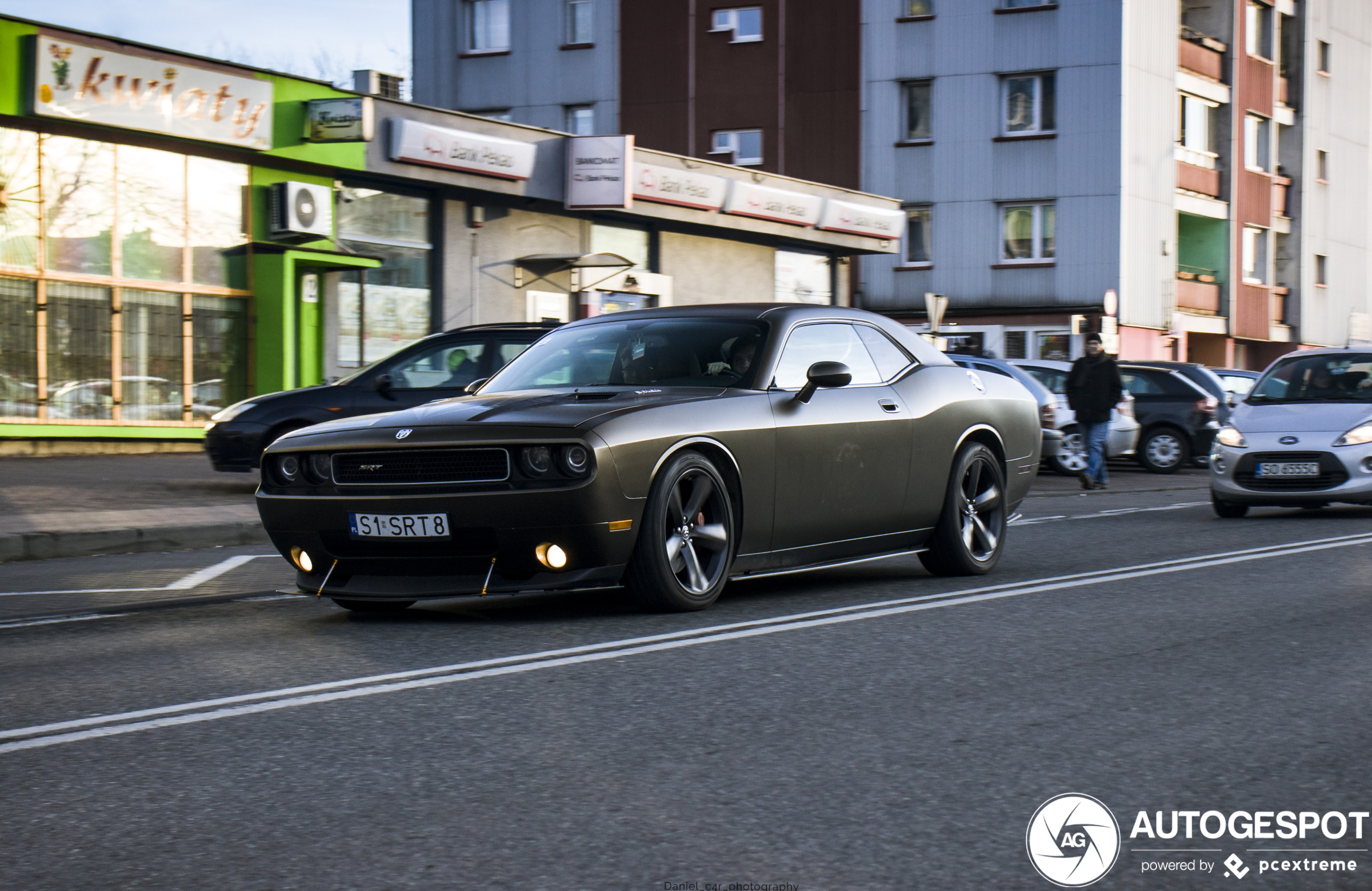 Dodge Challenger SRT-8