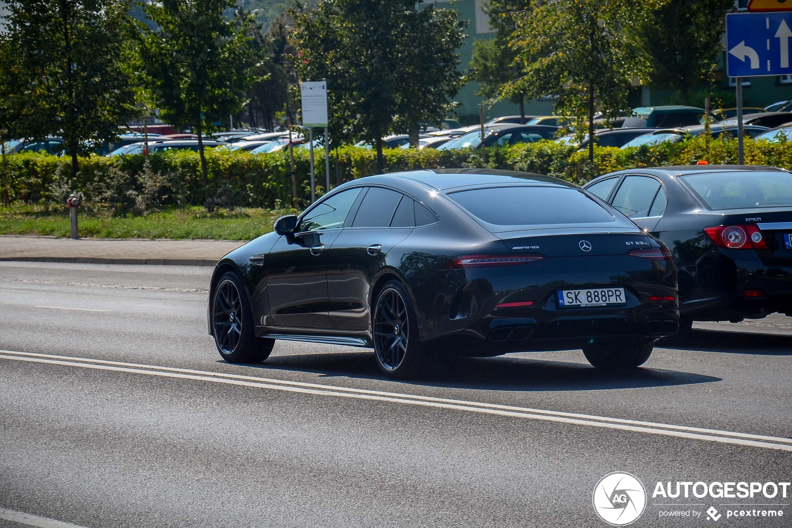 Mercedes-AMG GT 63 S X290