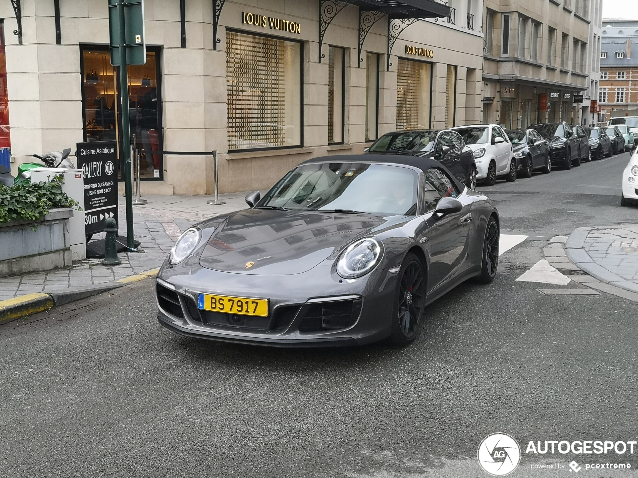 Porsche 991 Carrera 4 GTS Cabriolet MkII