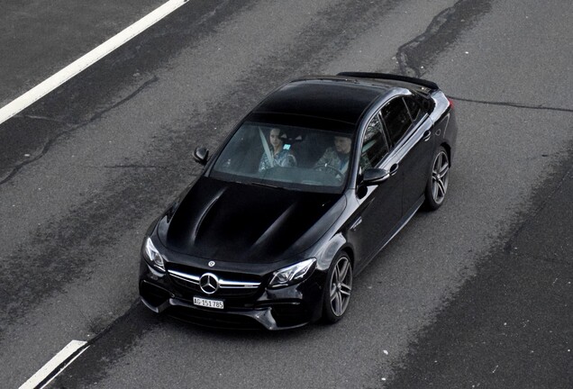 Mercedes-AMG E 63 S W213