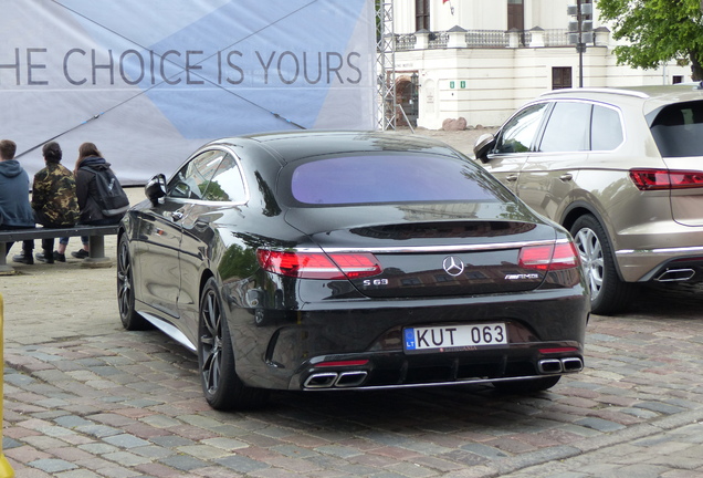 Mercedes-Benz S 63 AMG Coupé C217