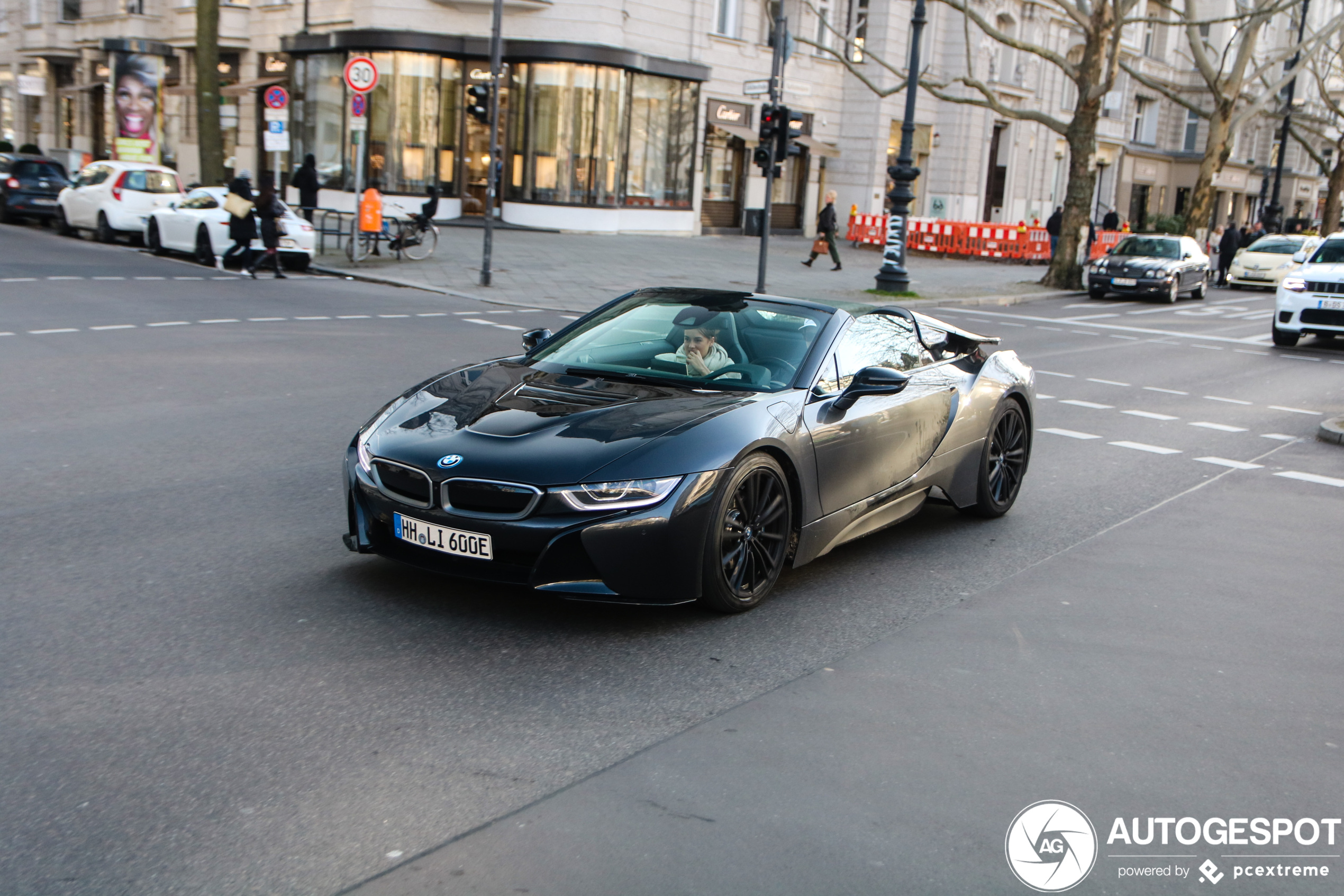 BMW i8 Roadster