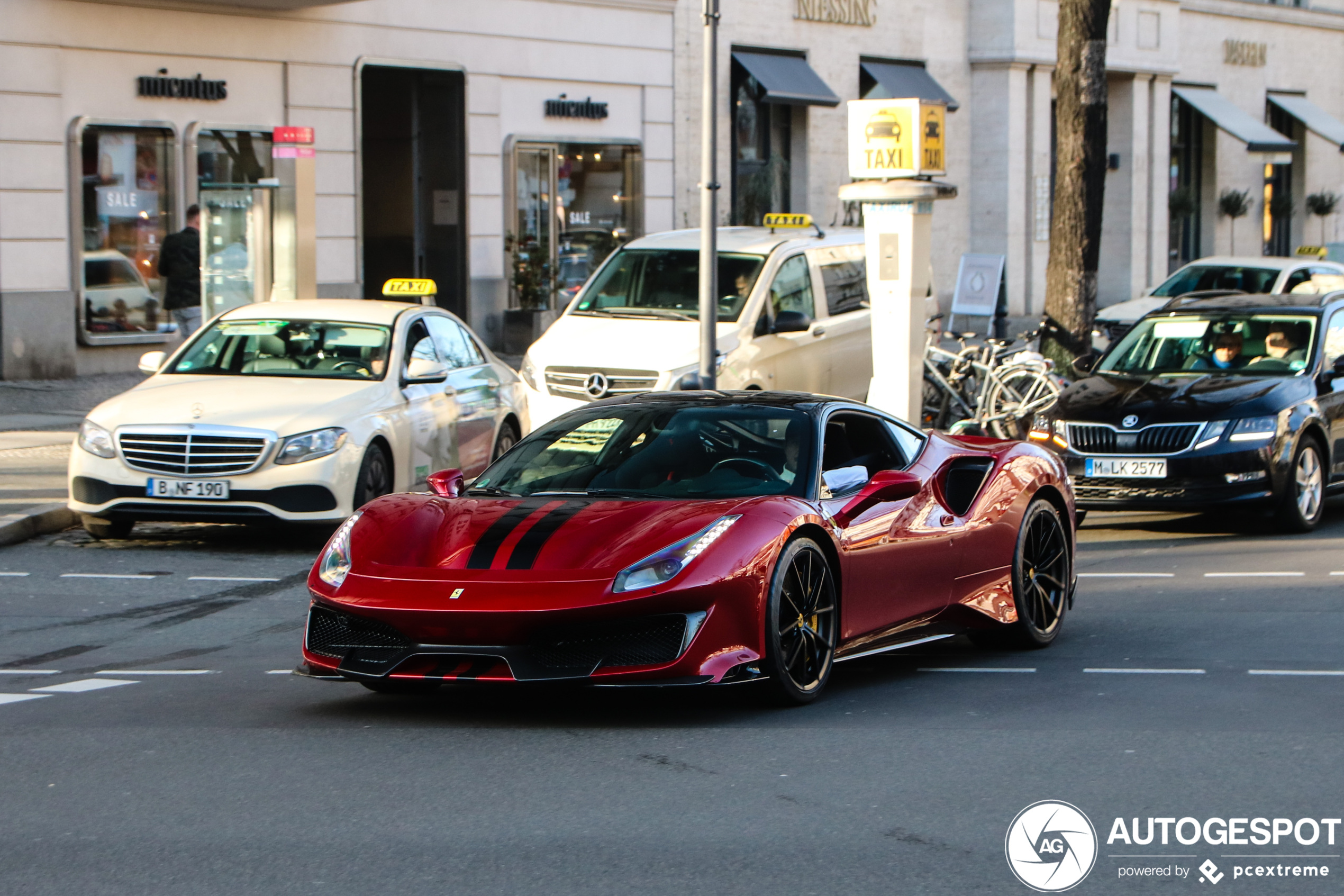 Ferrari 488 Pista