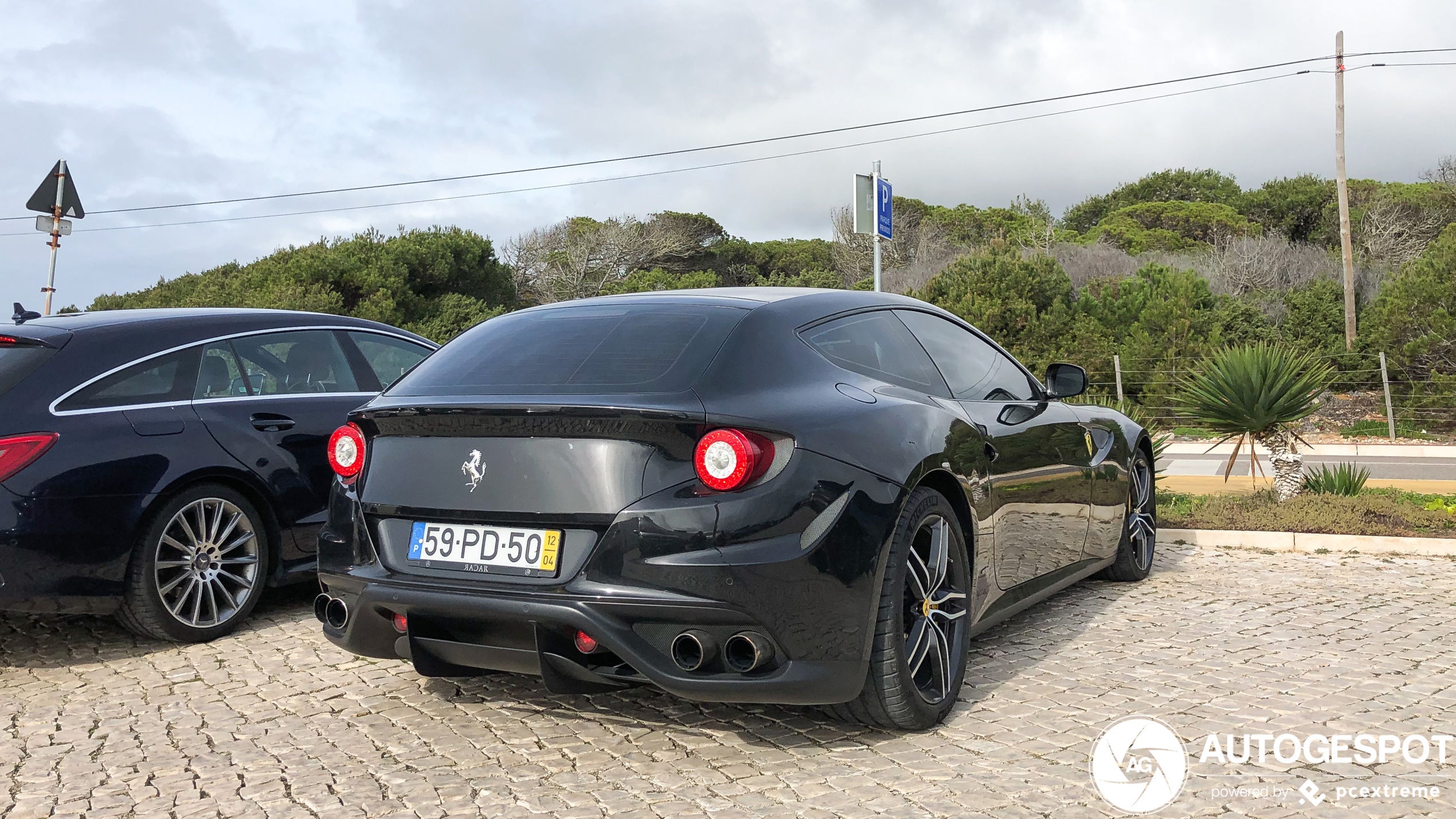 Ferrari FF