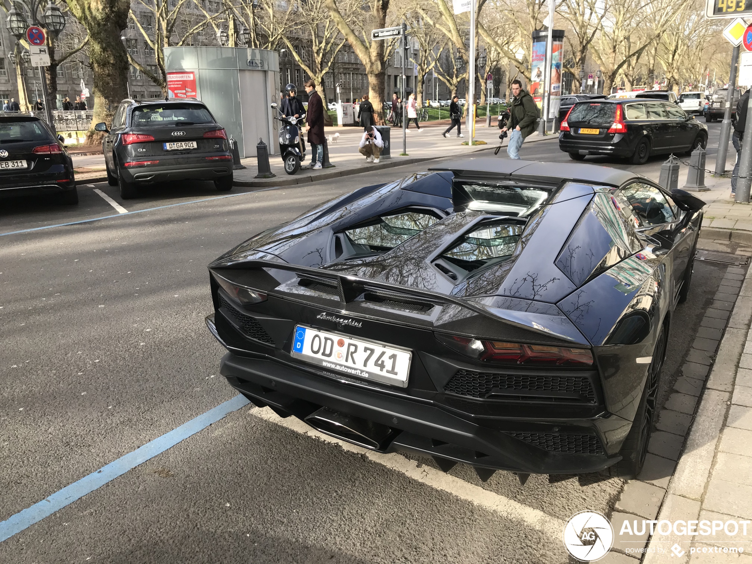 Lamborghini Aventador S LP740-4 Roadster