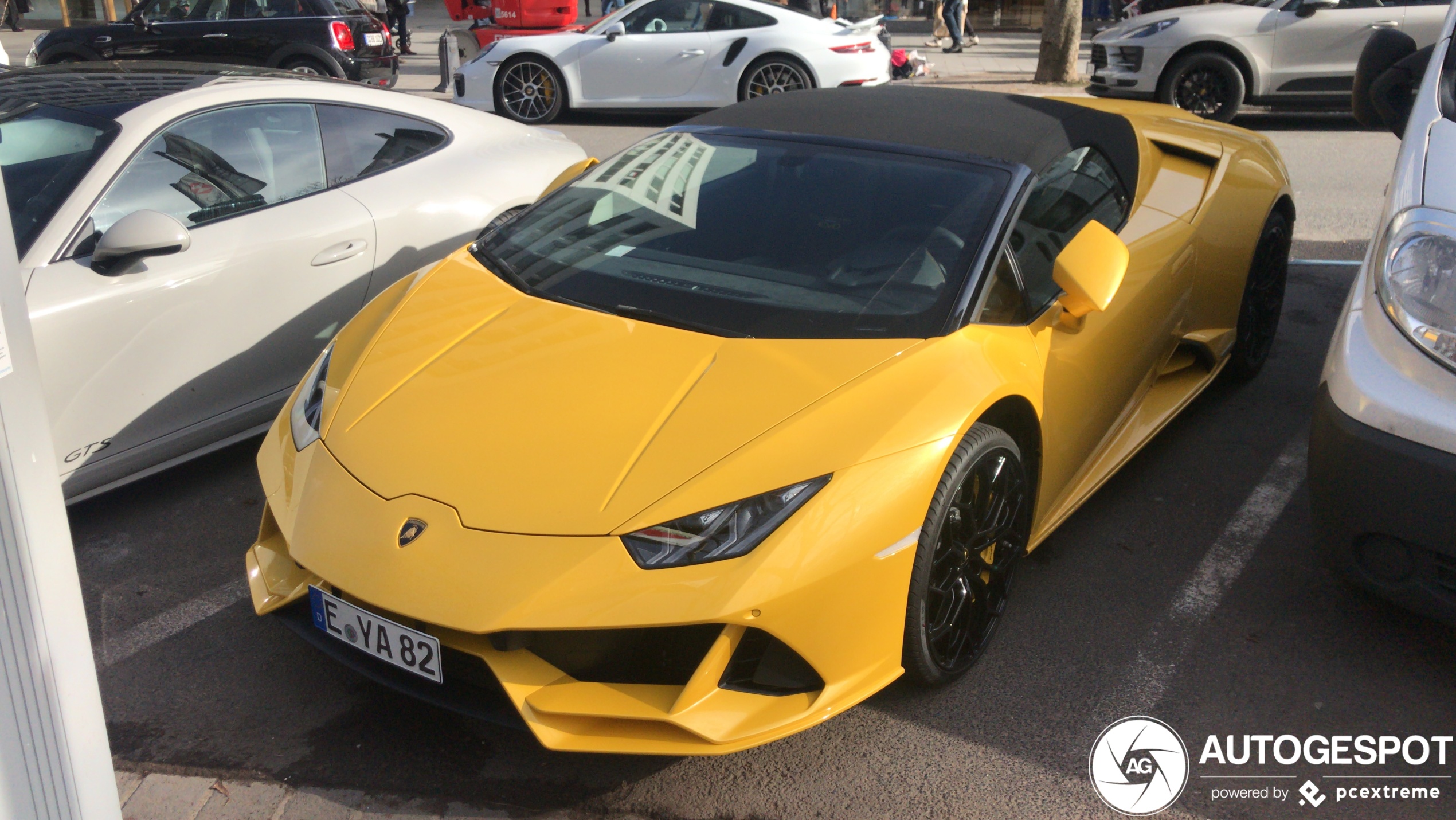 Lamborghini Huracán LP640-4 EVO Spyder