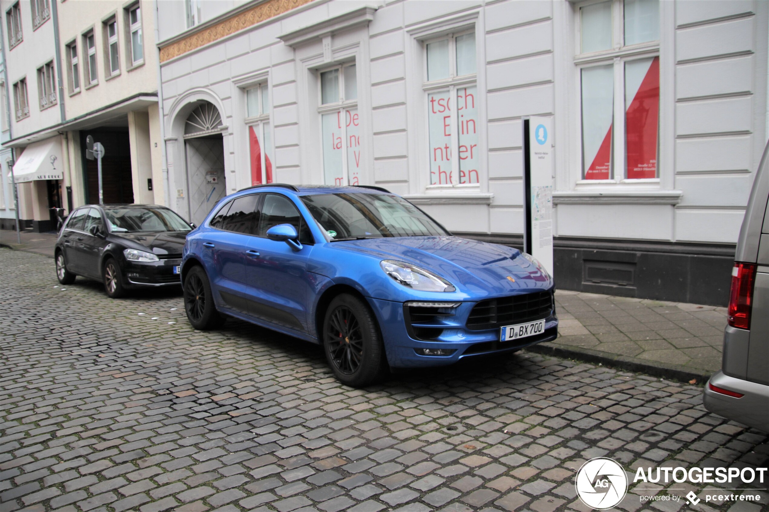 Porsche 95B Macan GTS