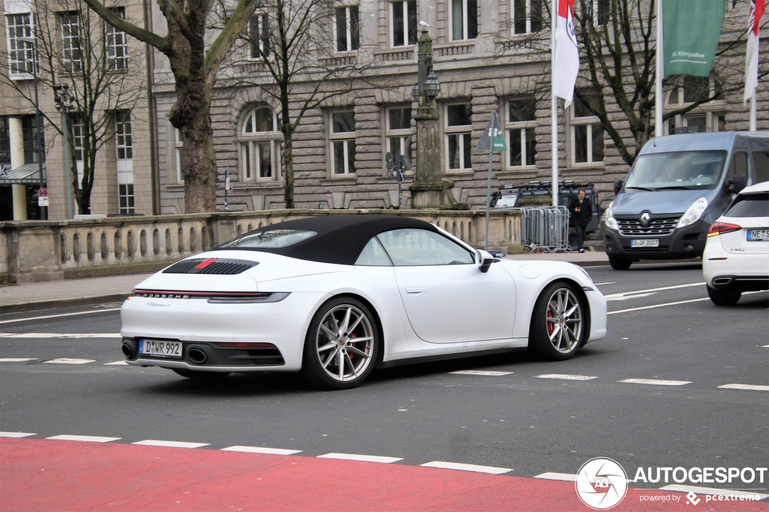 Porsche 992 Carrera S Cabriolet