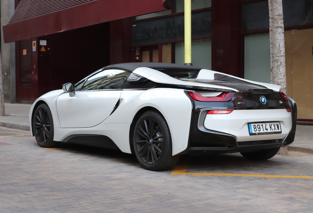 BMW i8 Roadster