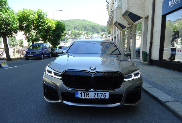 BMW M760Li xDrive 2019