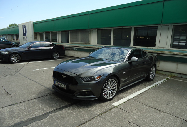 Ford Mustang GT 2015