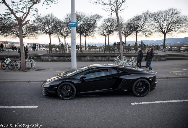 Lamborghini Aventador LP700-4