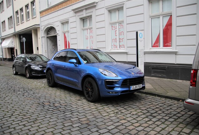 Porsche 95B Macan GTS