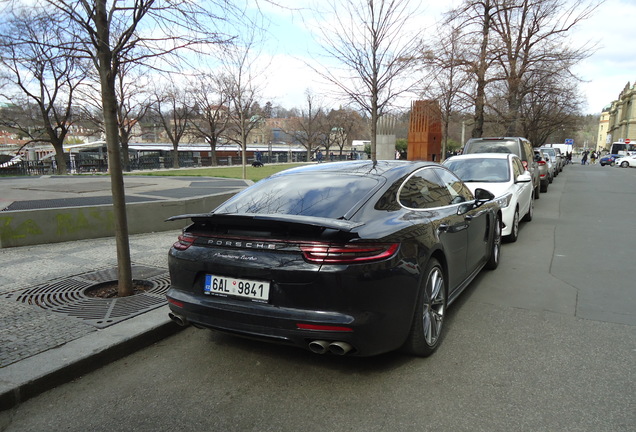 Porsche 971 Panamera Turbo