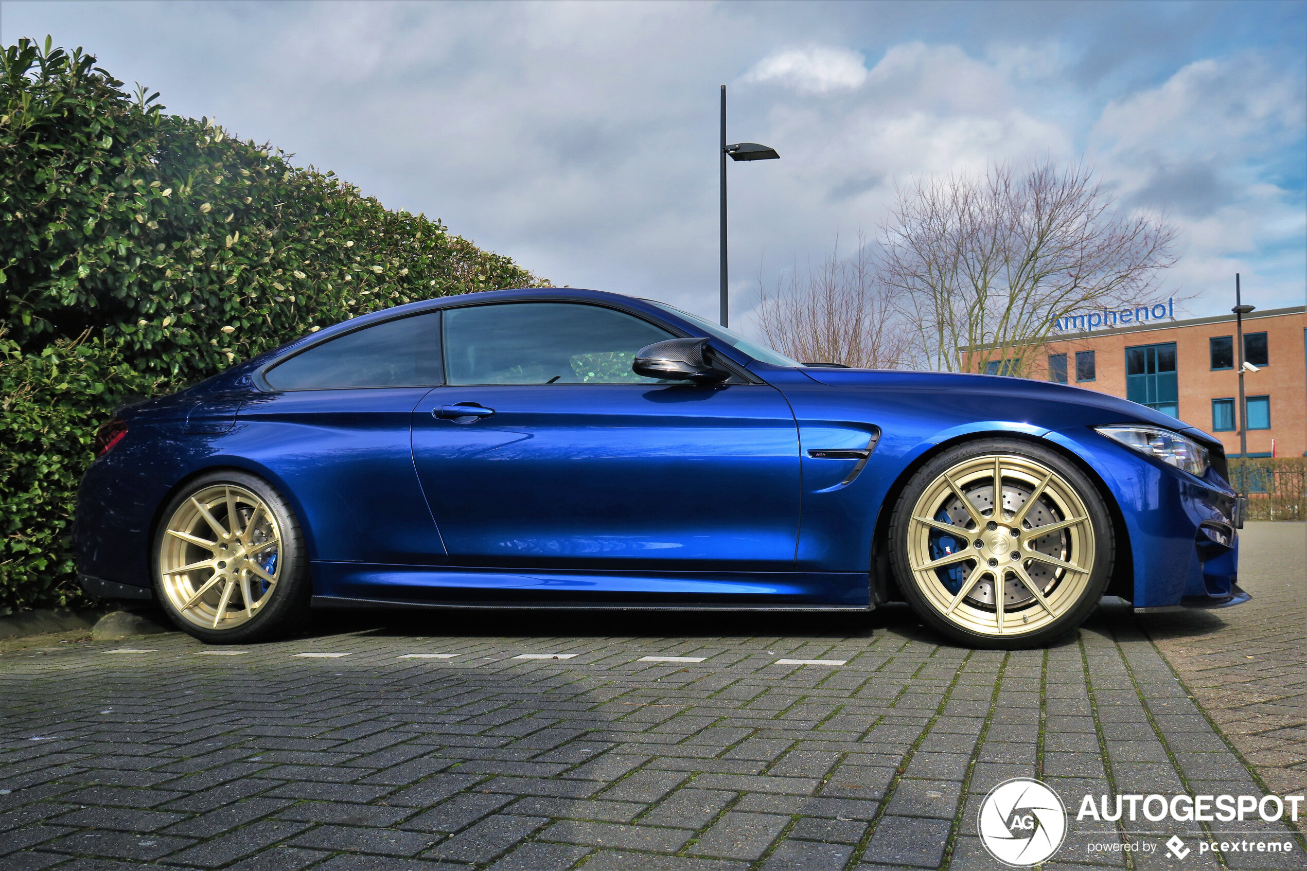 BMW M4 F82 CS