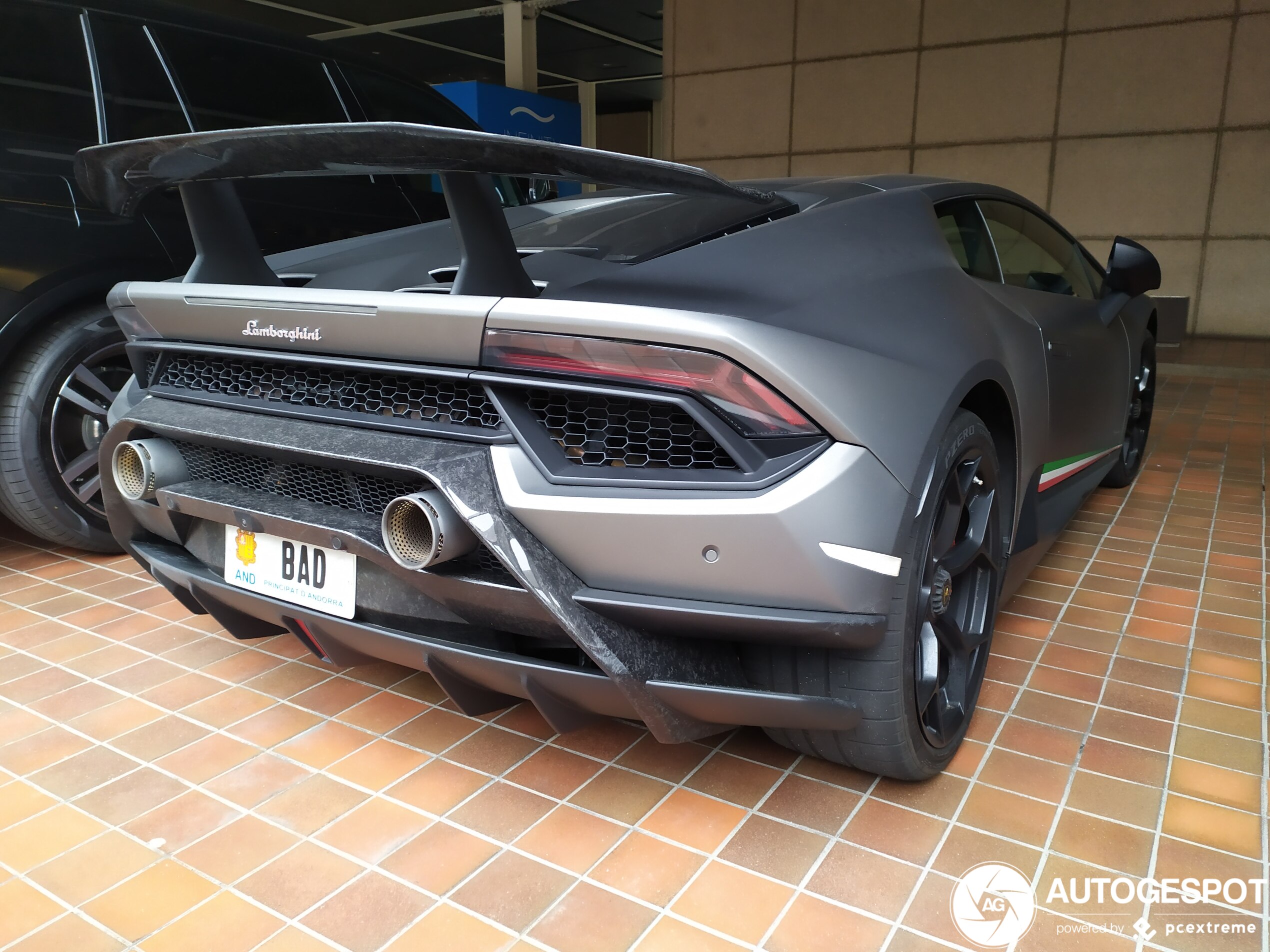 Lamborghini Huracán LP640-4 Performante