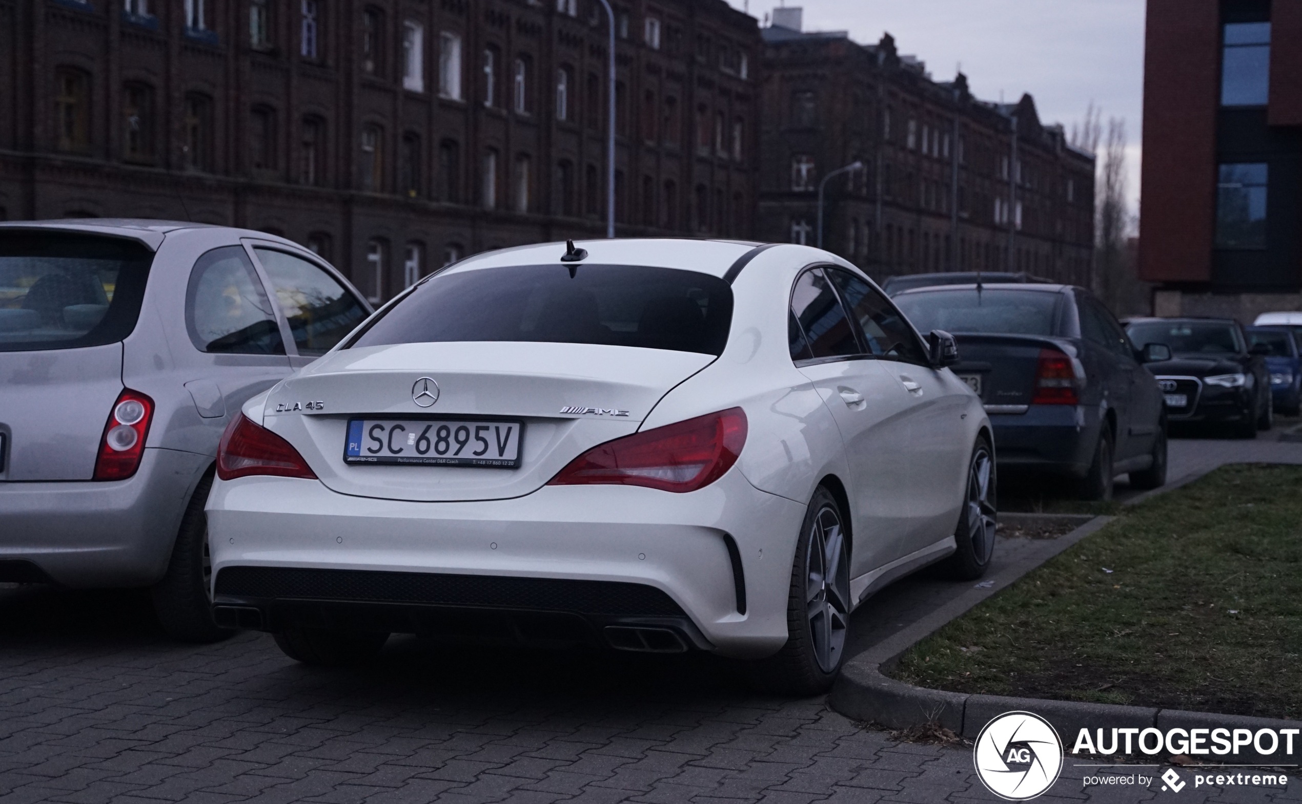 Mercedes-Benz CLA 45 AMG C117