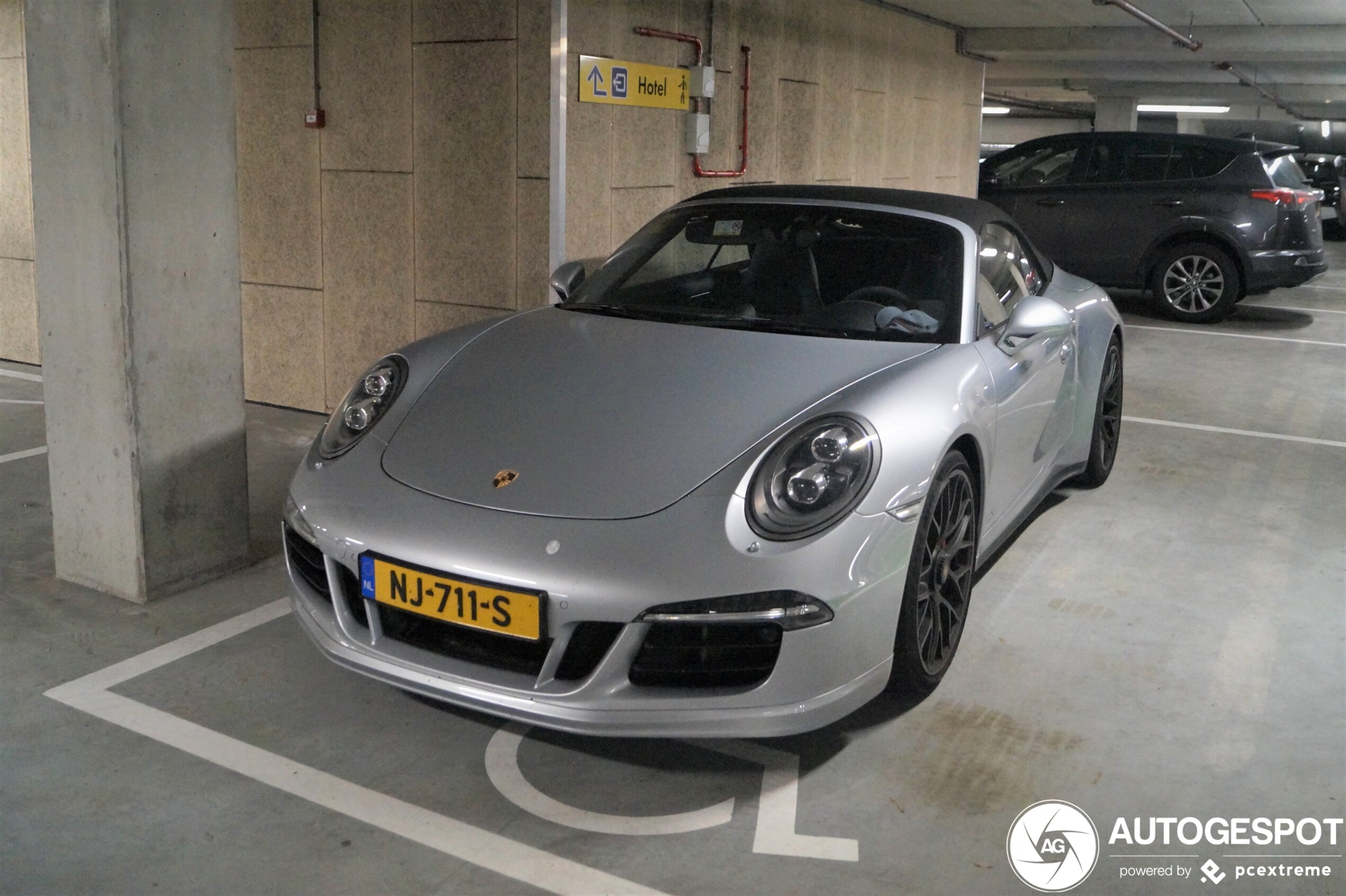 Porsche 991 Carrera 4 GTS Cabriolet MkI