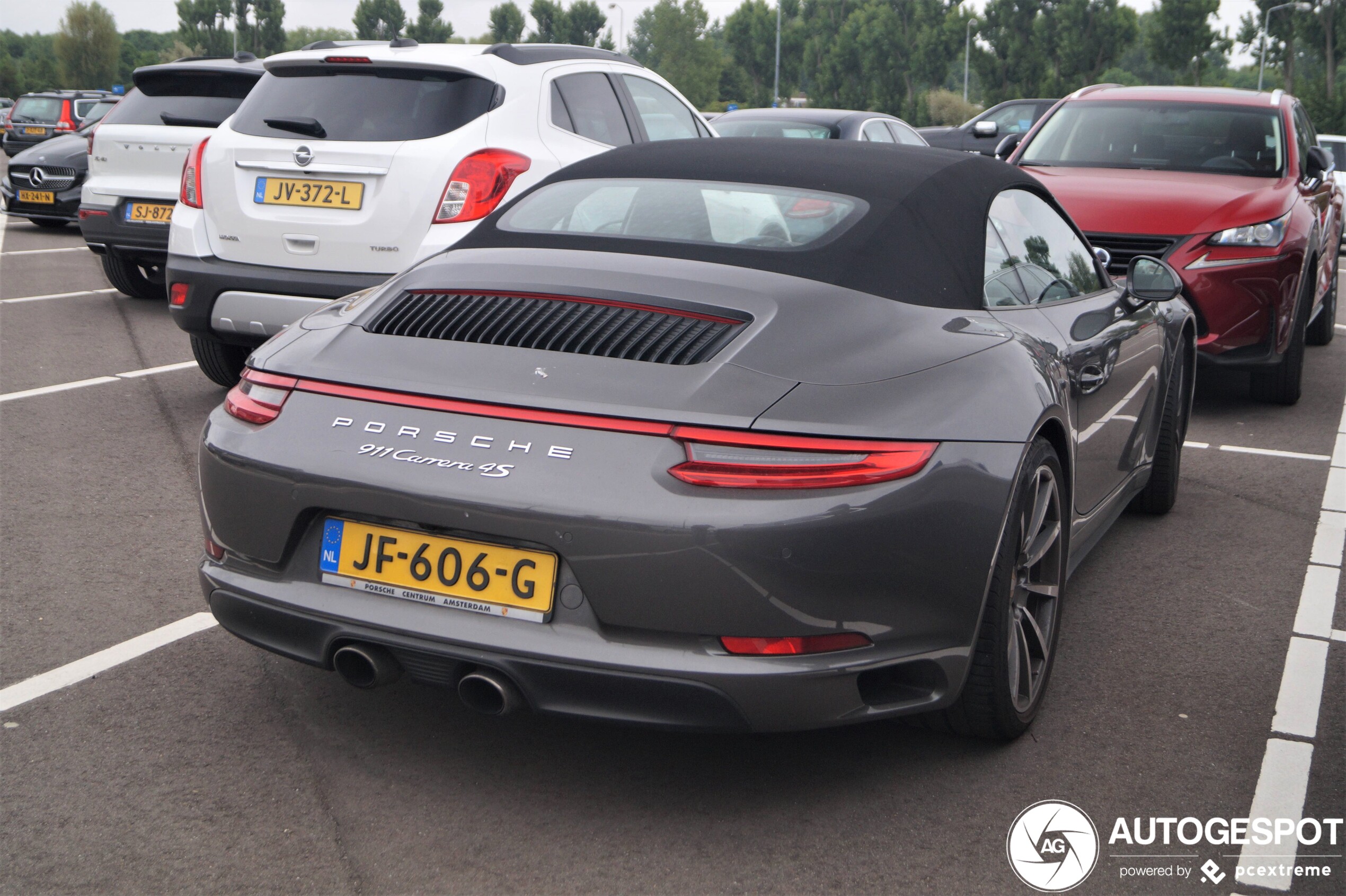 Porsche 991 Carrera 4S Cabriolet MkII