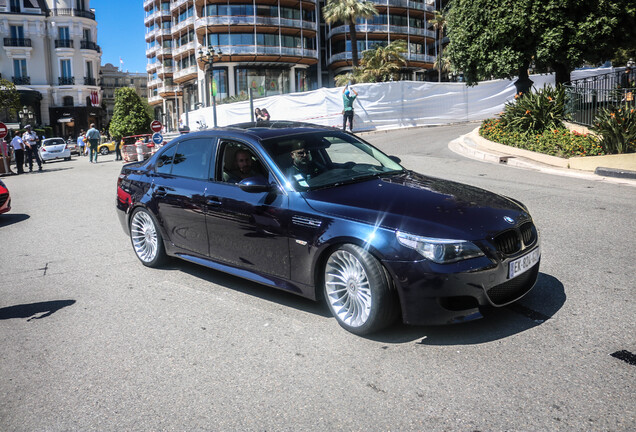 BMW M5 E60 2005