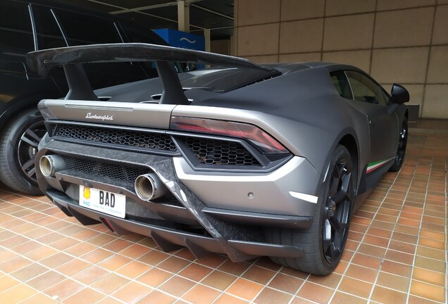 Lamborghini Huracán LP640-4 Performante