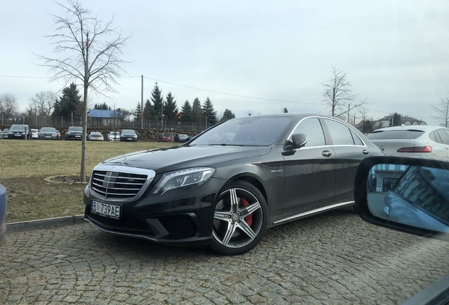 Mercedes-Benz S 63 AMG V222