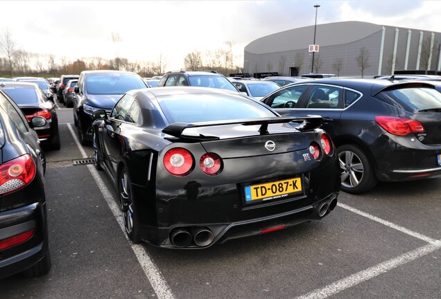 Nissan GT-R 2013