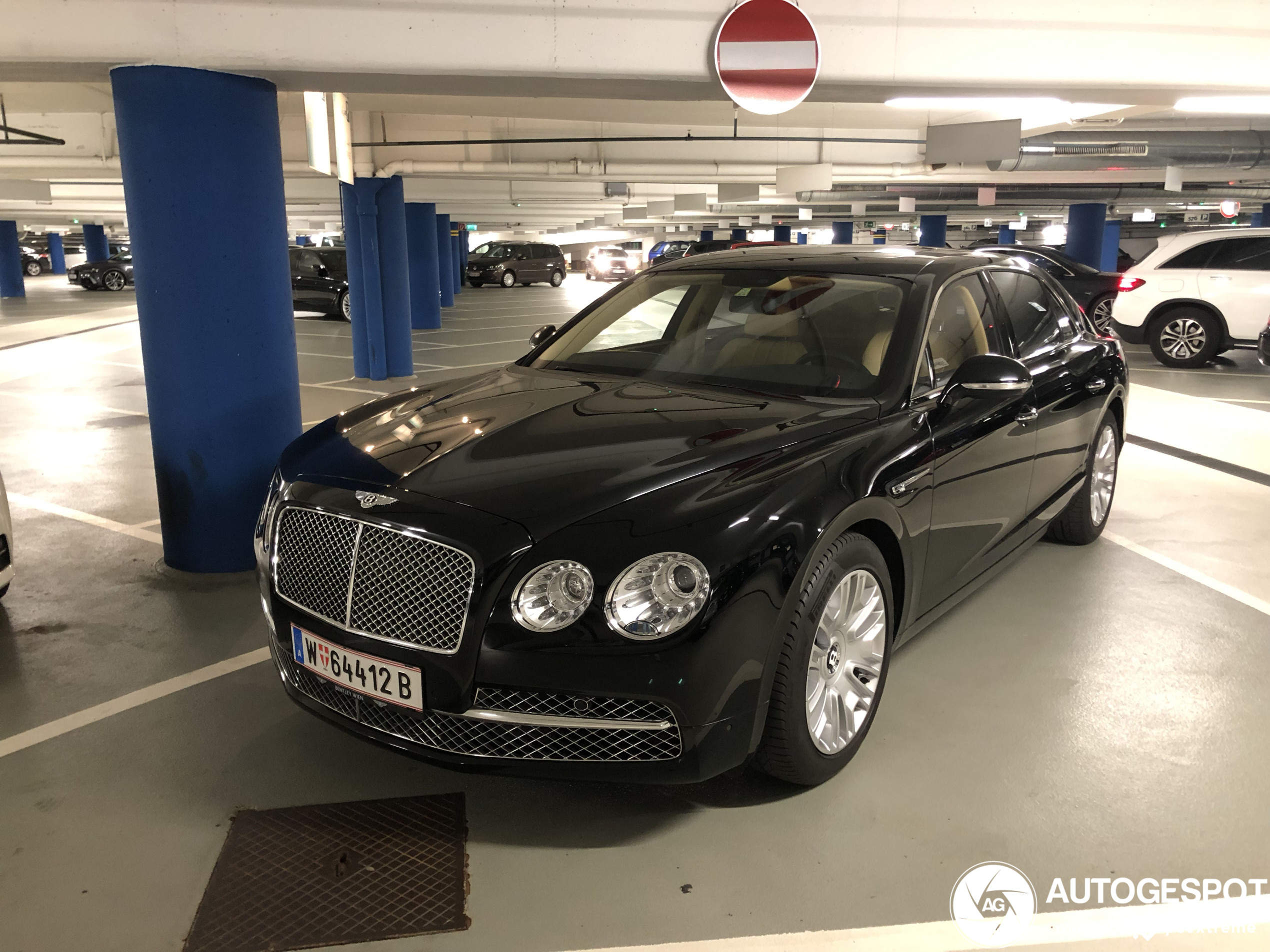 Bentley Flying Spur W12