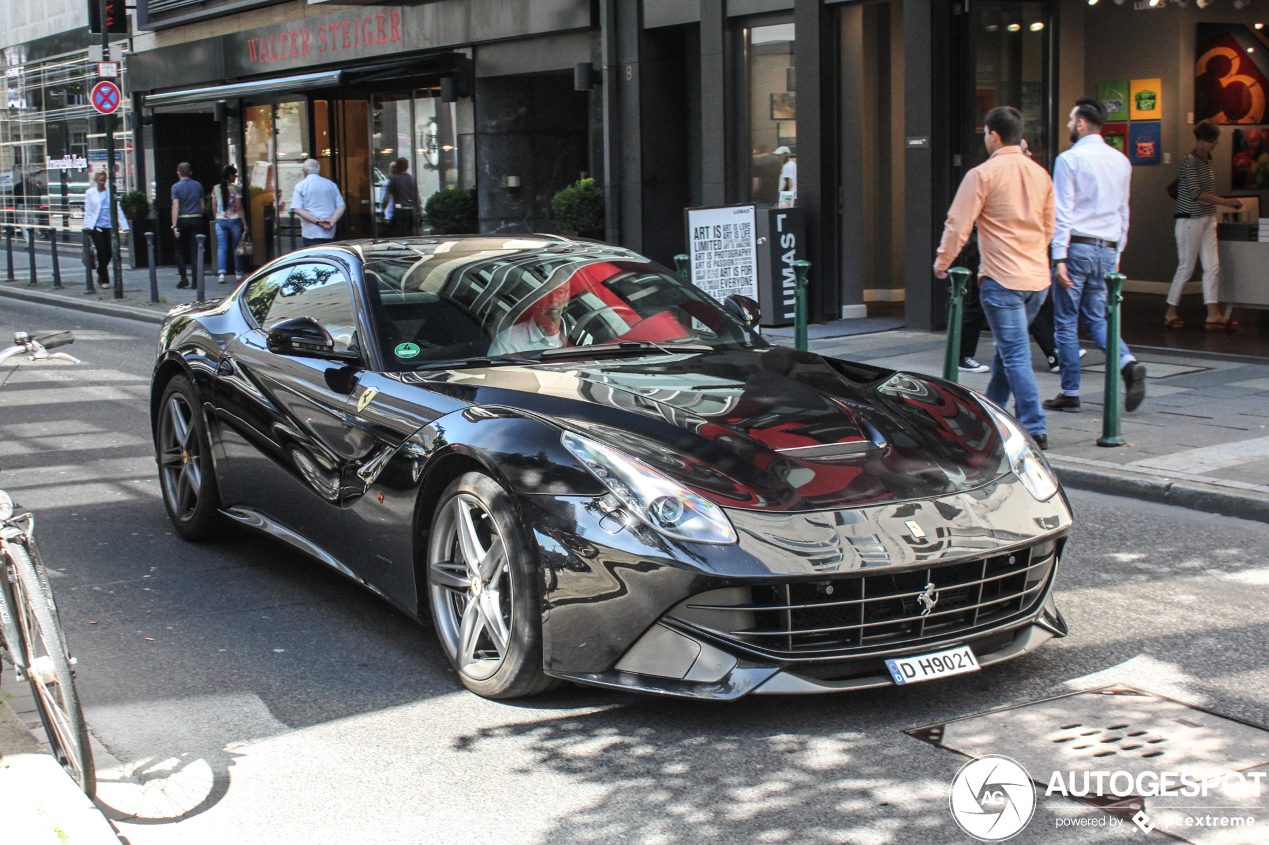 Ferrari F12berlinetta