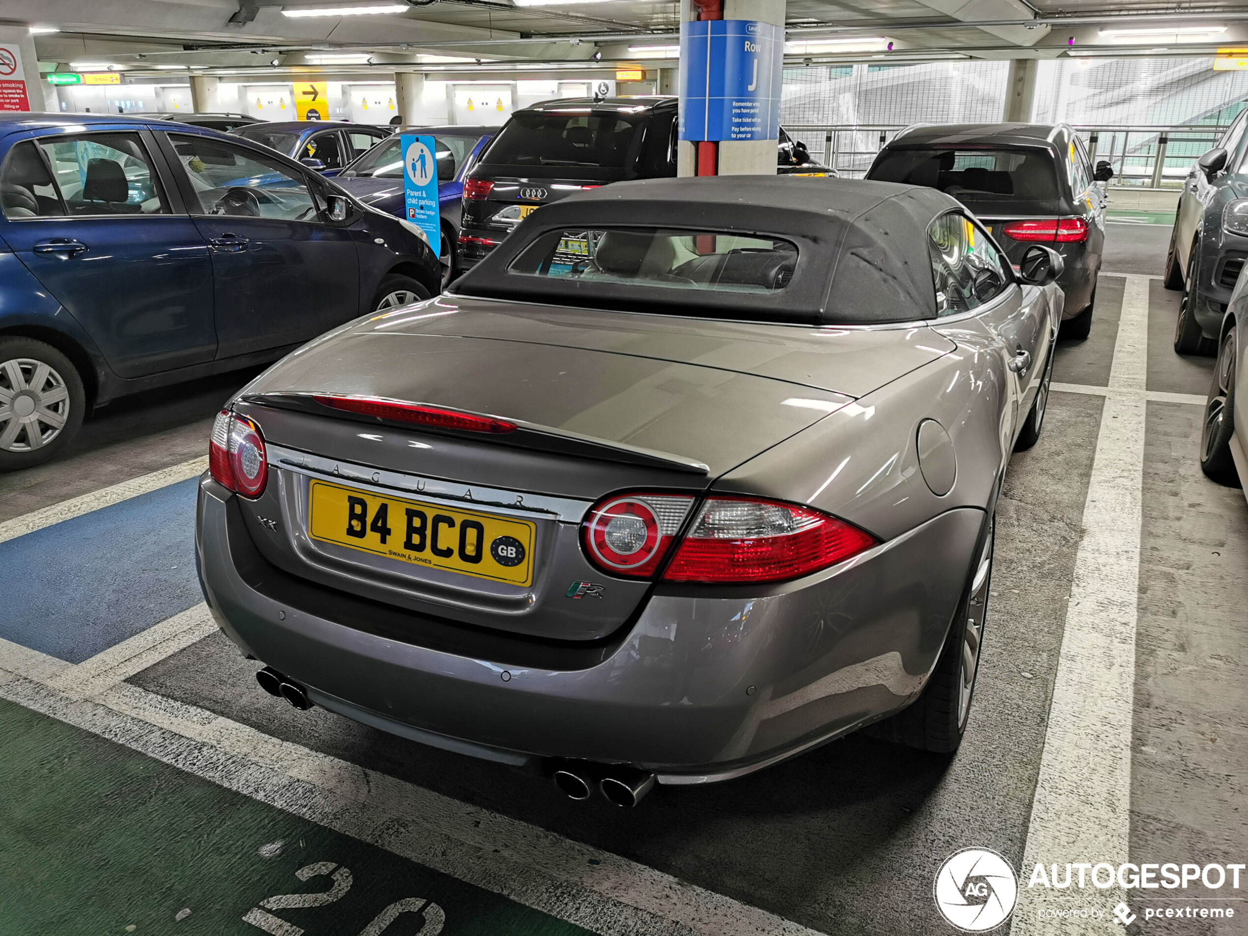 Jaguar XKR Convertible 2006