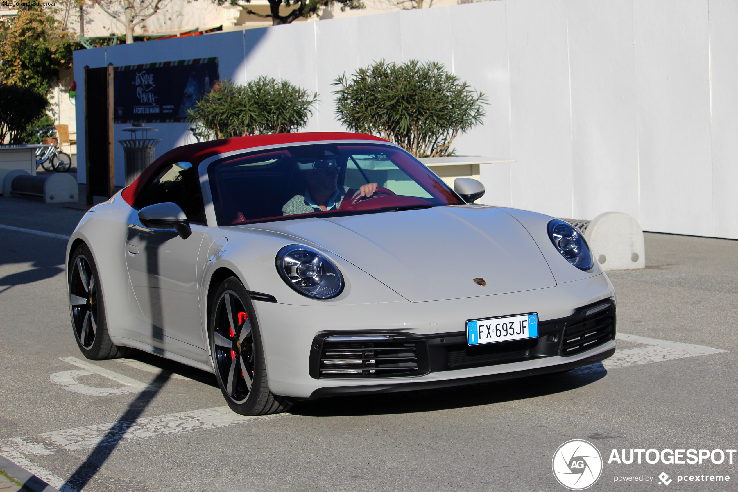 Porsche 992 Carrera 4S Cabriolet