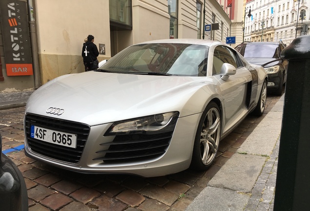 Audi R8