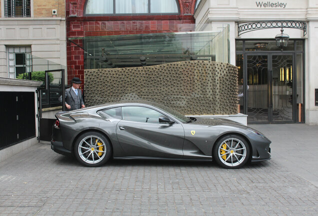 Ferrari 812 Superfast