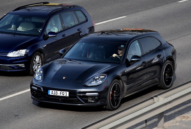 Porsche 971 Panamera Turbo Sport Turismo