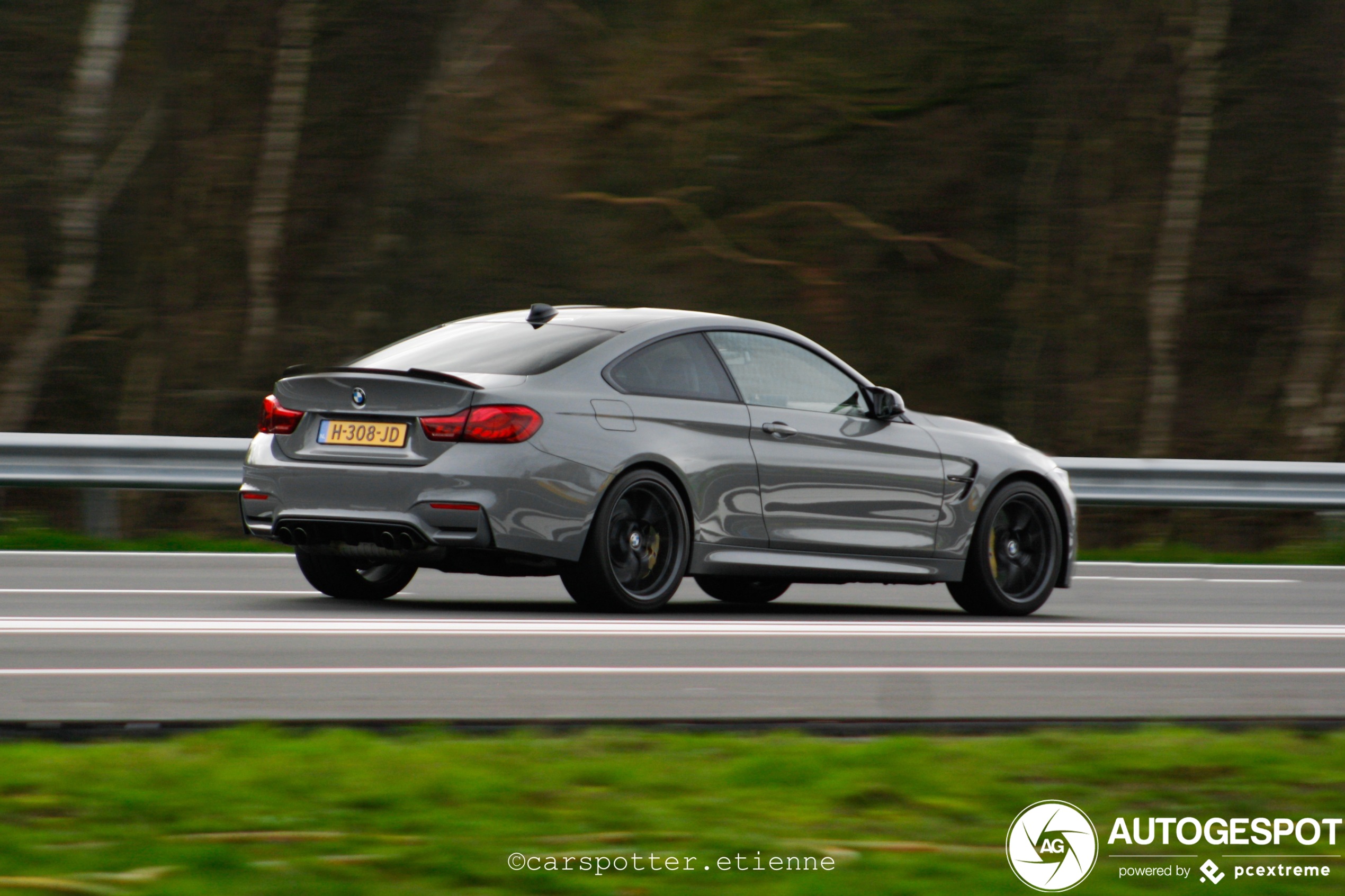 BMW M4 F82 CS