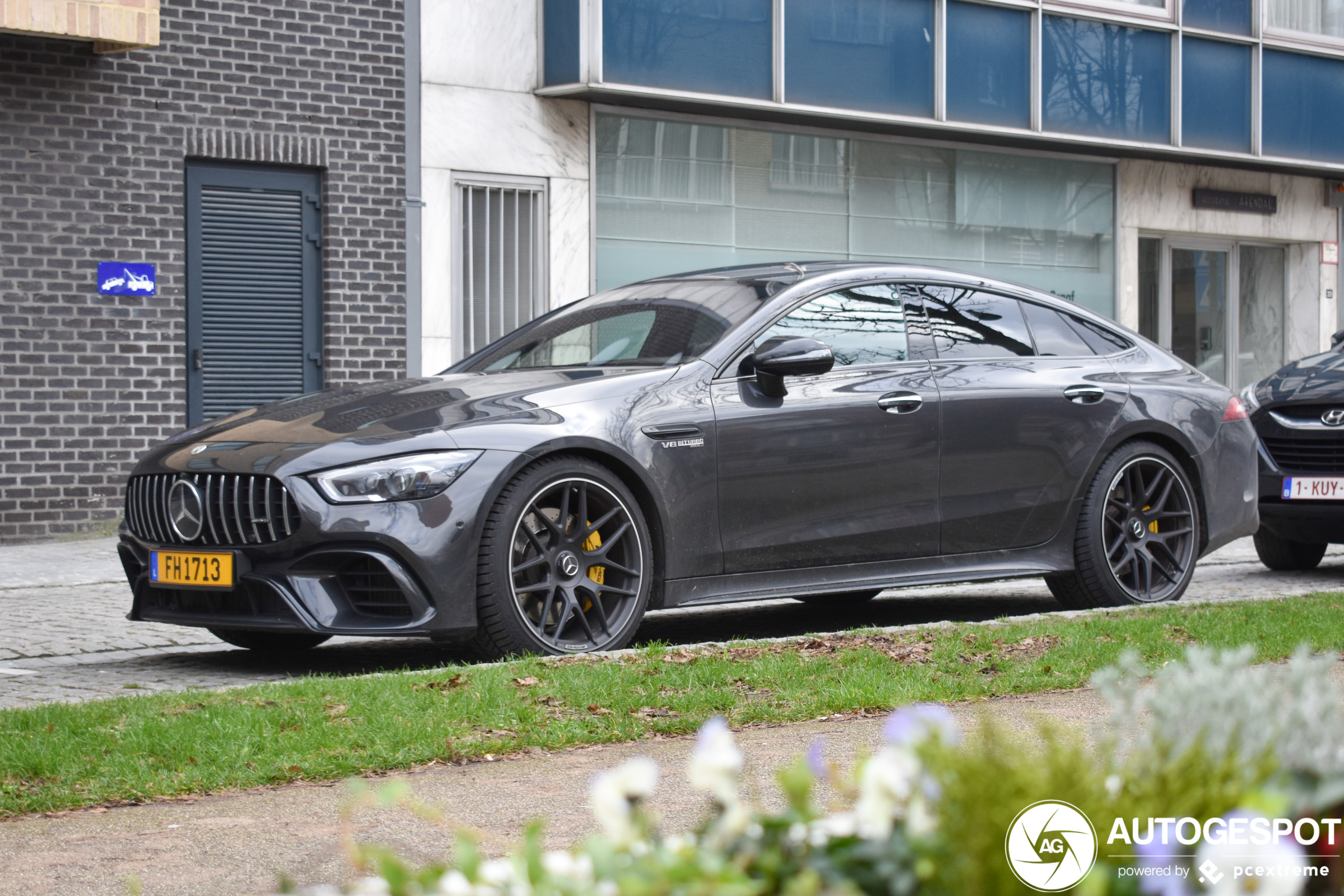 Mercedes-AMG GT 63 S X290