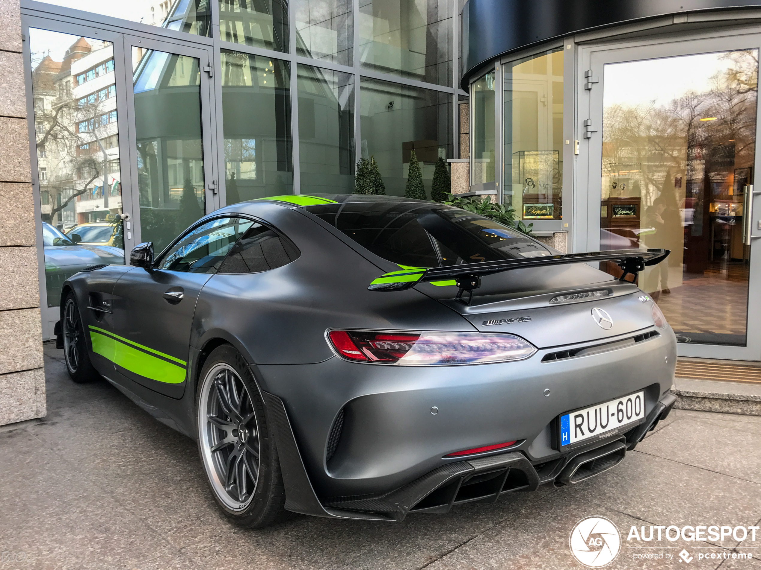 Mercedes-AMG GT R Pro C190