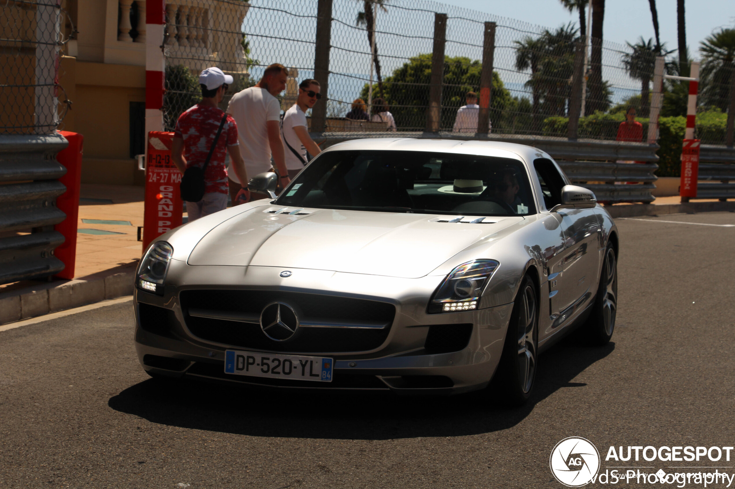 Mercedes-Benz SLS AMG