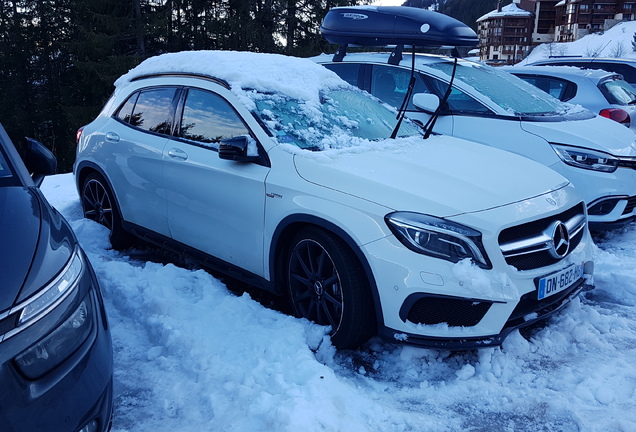 Mercedes-Benz GLA 45 AMG X156