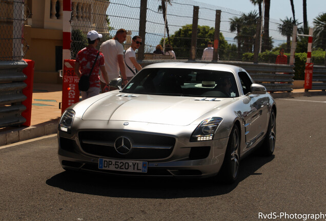 Mercedes-Benz SLS AMG