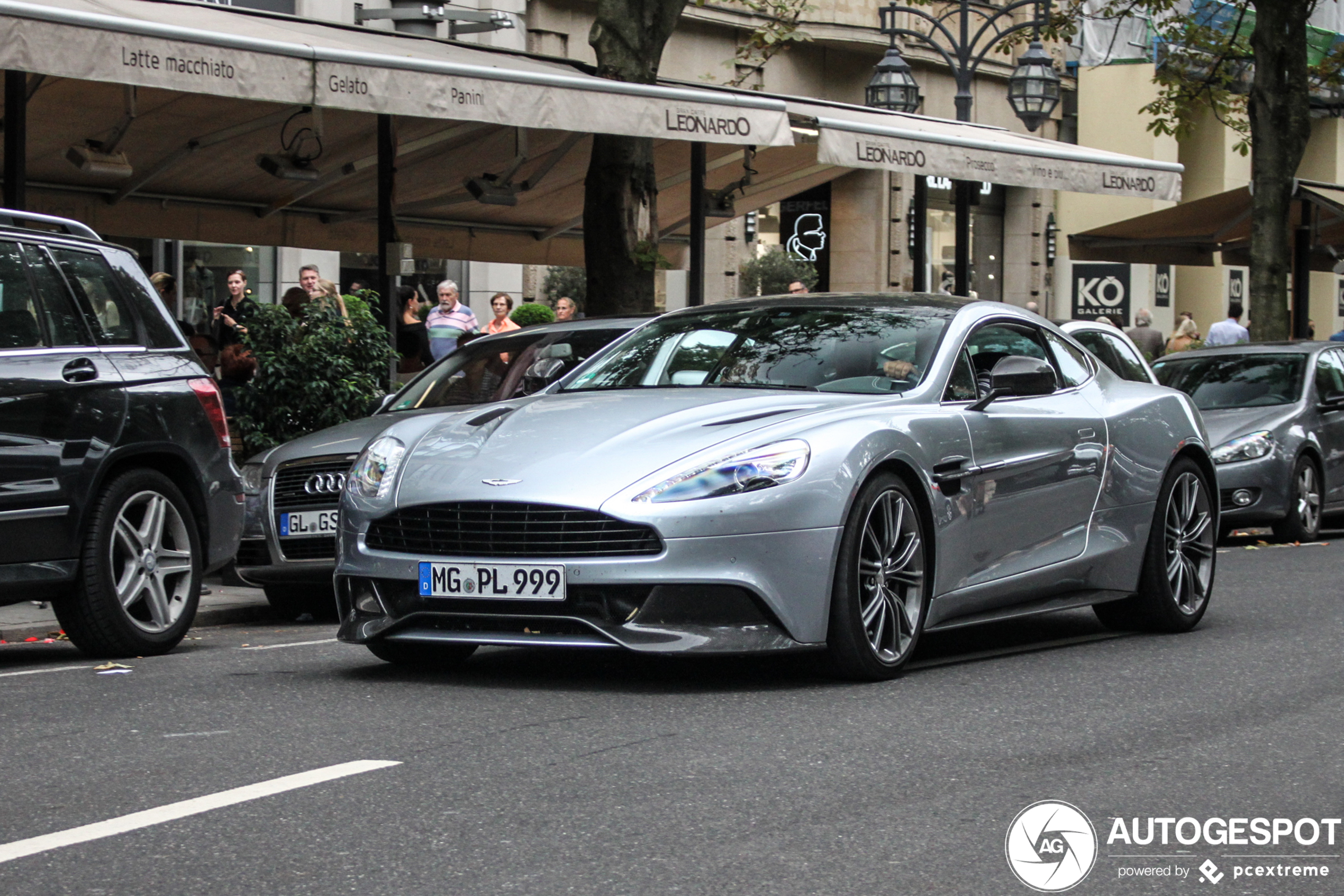 Aston Martin Vanquish 2013