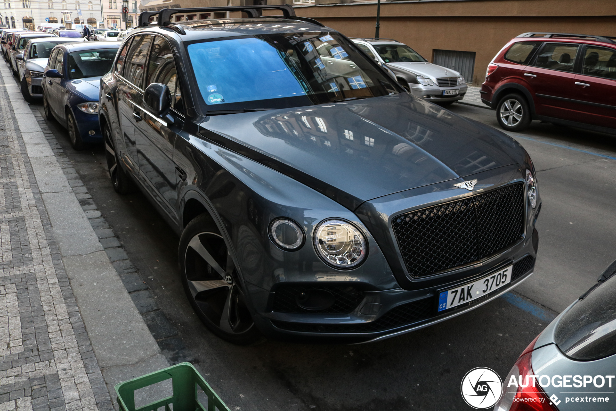 Bentley Bentayga V8