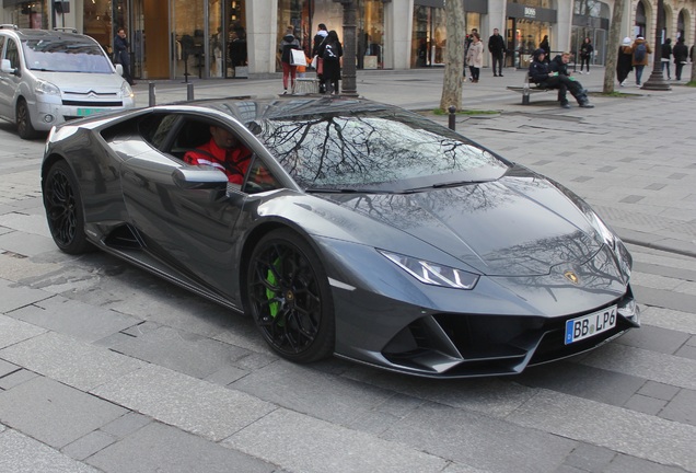 Lamborghini Huracán LP640-4 EVO