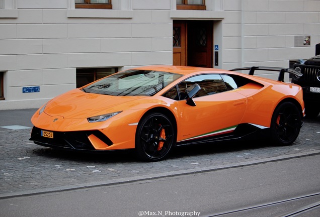 Lamborghini Huracán LP640-4 Performante