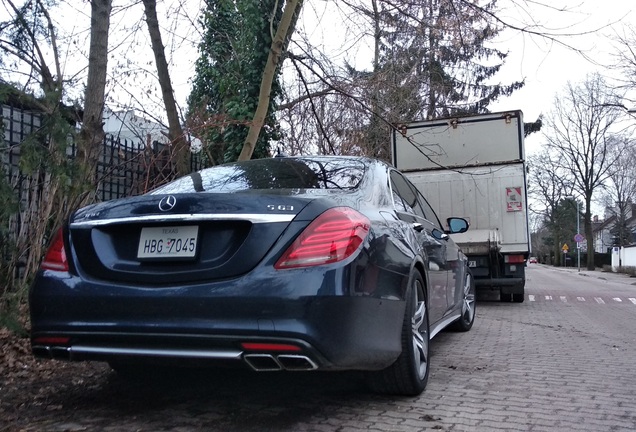 Mercedes-AMG S 63 V222